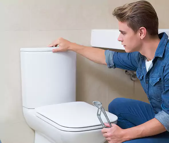 Expert Plumber for Toilet Replacement in Libertyville, IL: Schedule Affordable Toilet Replacement Services with Us