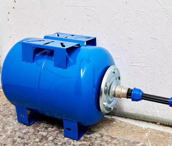 Expert Plumber for Well Pressure Tank Replacement in Libertyville, IL: Schedule Affordable Tank Replacement Services with Us
